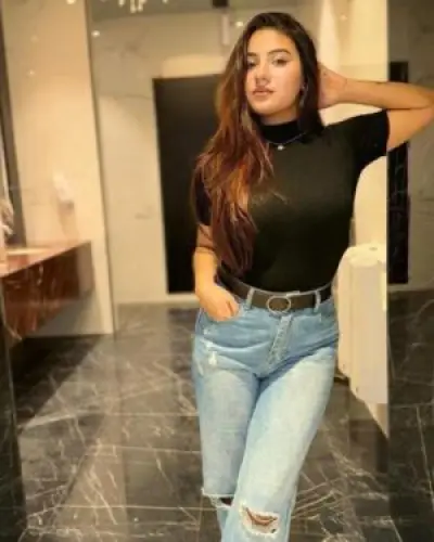 Escorts Alur